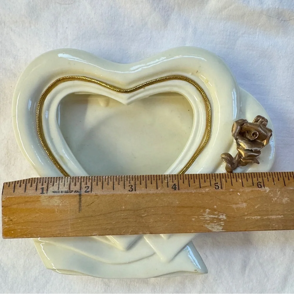 White Open Heart Porcelain Picture Frame